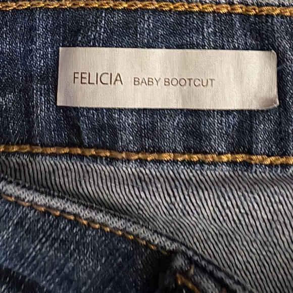 Kut from the Kloth Felicia Baby Bootcut Jeans Size 12 - Picture 5 of 5